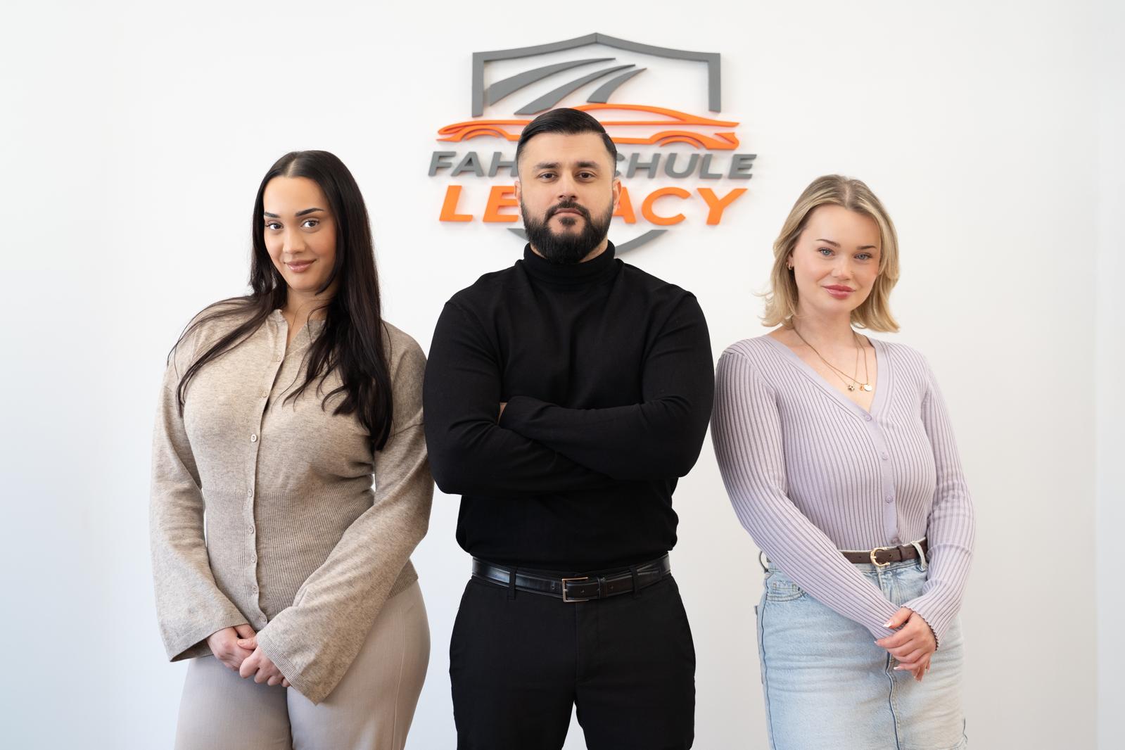 Das Team der Fahrschule Legacy